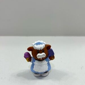 2009 Fisher-Price Little People Animalville Holly Holstein Cow Figure Ice Cream